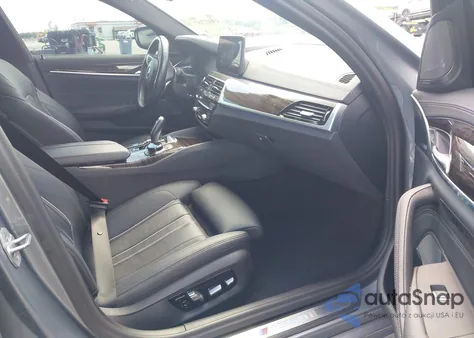 2023 BMW M550 I xDrive из США, поврежденный, VIN WBA13BK06PCM13678